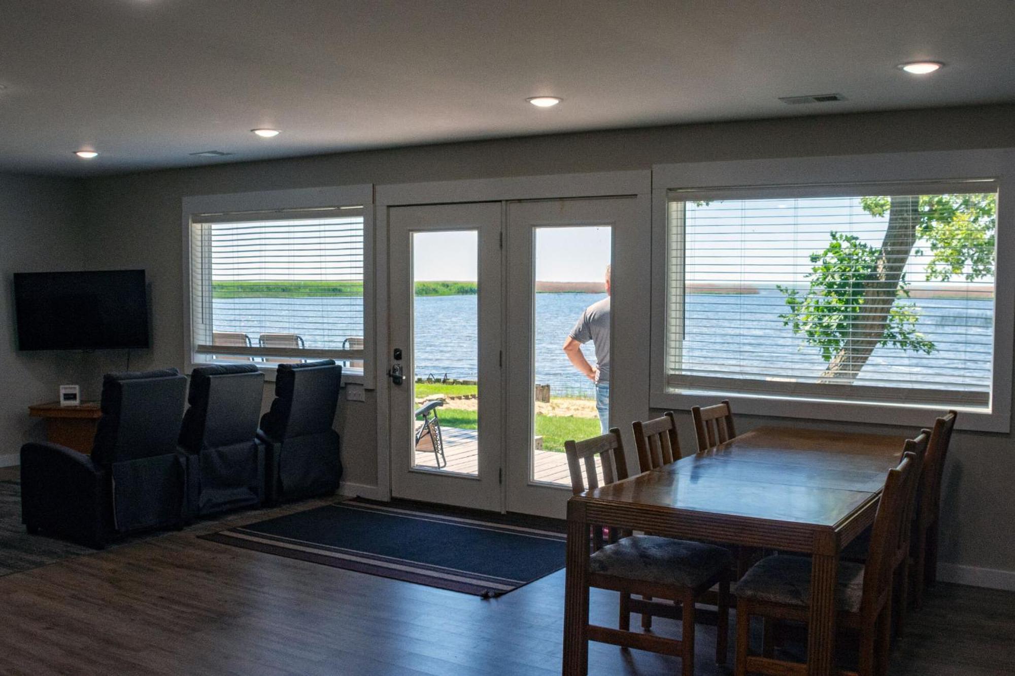 Cozy Home Lake Huron II Au Gres Room photo